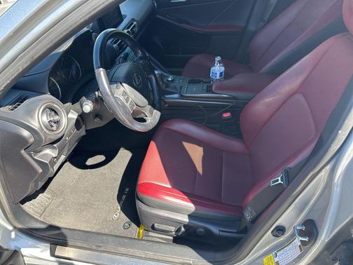 2022 Lexus IS 300 Base