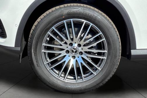2026 Mercedes-Benz GLC 300 Base