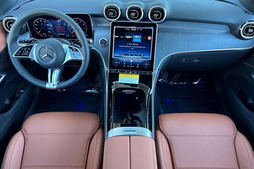 2026 Mercedes-Benz GLC 300 Base