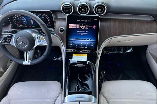 2025 Mercedes-Benz GLC 350e Base