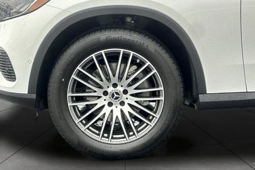2026 Mercedes-Benz GLC 300 Base