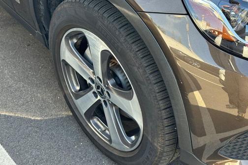 2018 Mercedes-Benz GLC 300 4MATIC