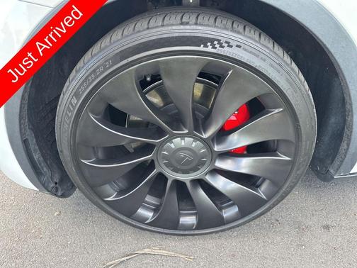 2022 Tesla Model Y Performance Dual Motor All-Wheel Drive