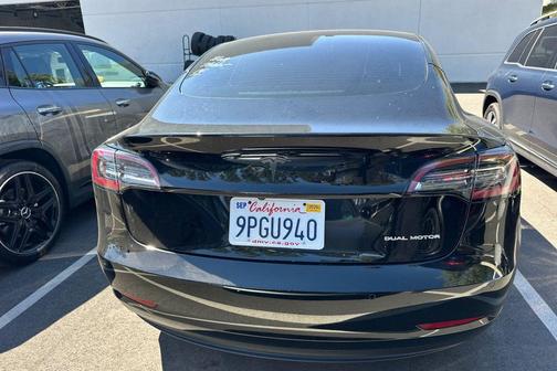 2021 Tesla Model 3 Long Range