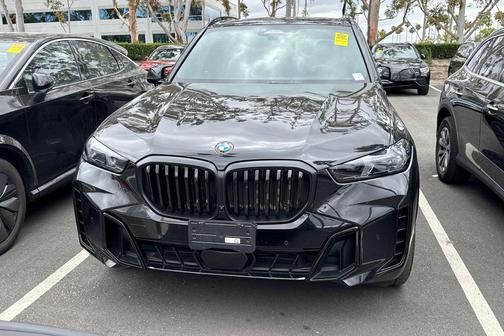 Black Sapphire Metallic 2024 BMW X5 xDrive40i