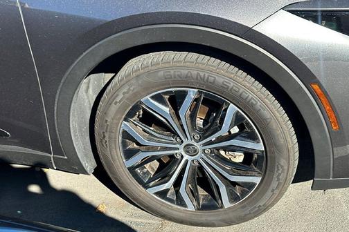 2023 Toyota Crown XLE