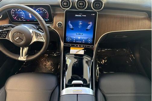2025 Mercedes-Benz GLC 300 Base