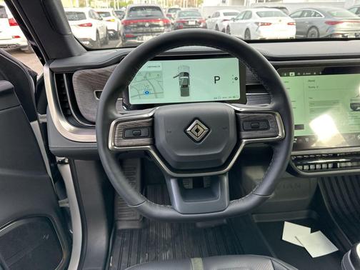 2026 Rivian R1T Dual Motor Large Pack