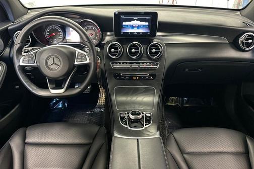 2018 Mercedes-Benz GLC 300 Base