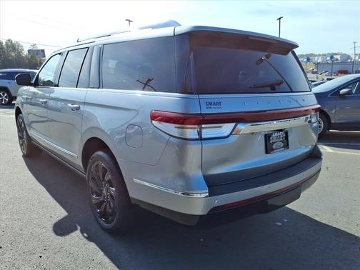 2023 Lincoln Navigator L Reserve