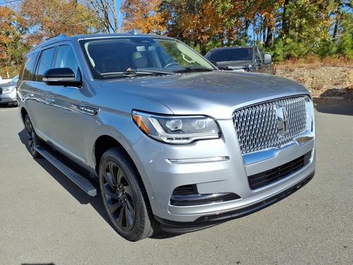 2023 Lincoln Navigator L Reserve