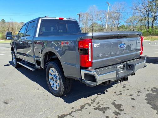 Carbonized Gray Metallic 2026 Ford F-250 Super Duty