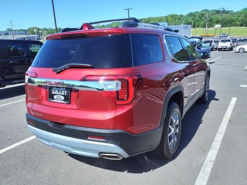2021 GMC Acadia SLT