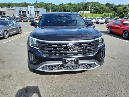 2024 Volkswagen Atlas Cross Sport 2.0T SE