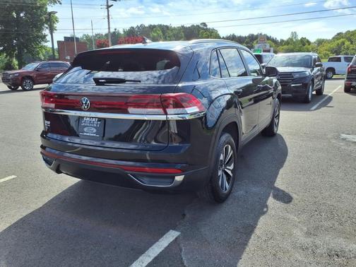 2024 Volkswagen Atlas Cross Sport 2.0T SE
