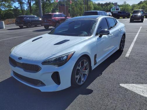 2019 Kia Stinger GT2
