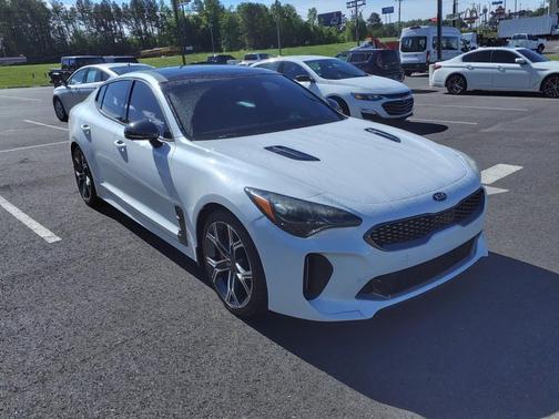 2019 Kia Stinger GT2