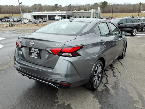 2024 Nissan Versa 1.6 SV