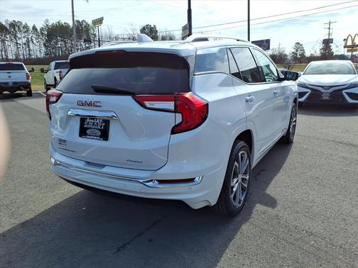 2023 GMC Terrain Denali