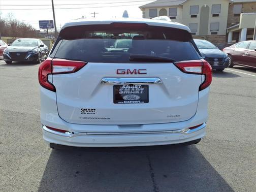 2023 GMC Terrain Denali
