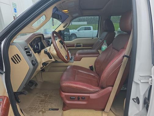 2011 Ford F-250 Lariat