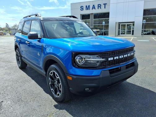 Velocity Blue Metallic 2026 Ford Bronco Sport Outer Banks