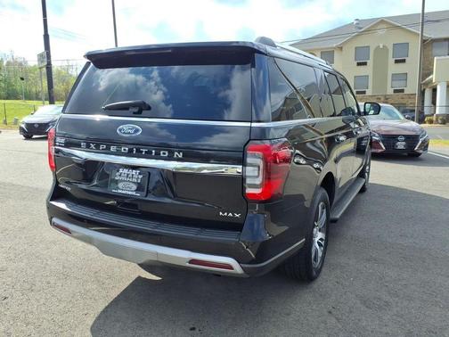 Agate Black Metallic 2024 Ford Expedition Max Limited