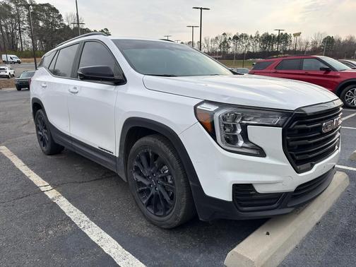 2023 GMC Terrain SLE