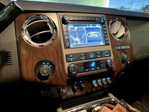 2012 Ford F-250 Lariat