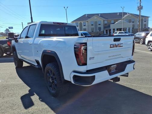 2024 GMC Sierra 2500 AT4
