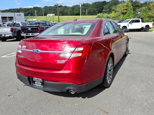 2016 Ford Taurus Limited