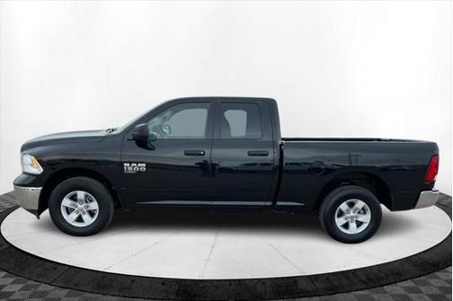 2024 RAM 1500 Classic SLT Quad Cab 4x4 64' Box