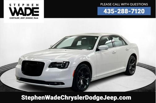 2022 Chrysler 300 S
