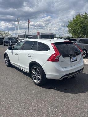 White 2016 Volvo V60 Cross Country T5