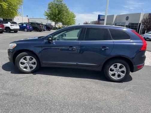 2012 Volvo XC60 T6 Platinum