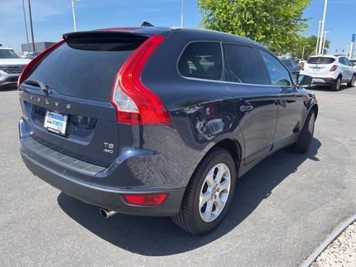 2012 Volvo XC60 T6 Platinum