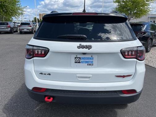 2024 Jeep Compass Trailhawk