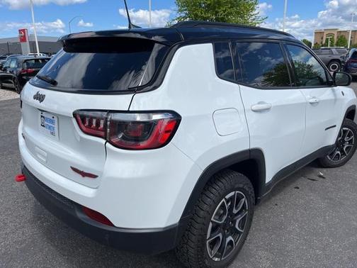 2024 Jeep Compass Trailhawk