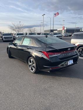 2023 Hyundai ELANTRA HEV Limited