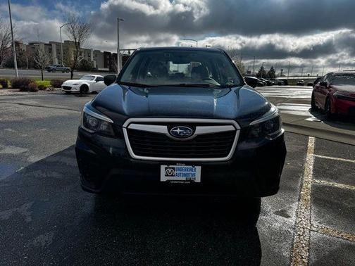 Crystal Black Silica 2021 Subaru Forester Base