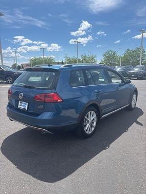 Blue 2017 Volkswagen Golf Alltrack TSI SE