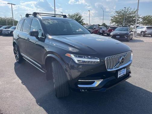 2024 Volvo XC90 B6 Ultimate Bright Theme 7-Seater