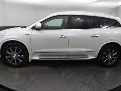 Photo 3 of 35 of 2017 Buick Enclave Premium