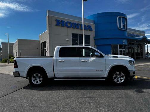 Bright White Clearcoat 2021 RAM 1500 Laramie