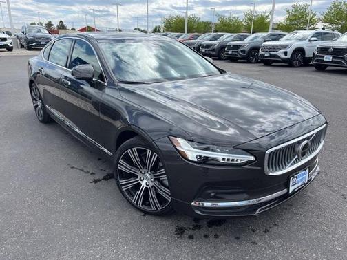 2022 Volvo S90 B6 Inscription