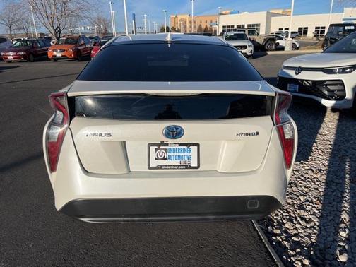 2017 Toyota Prius One