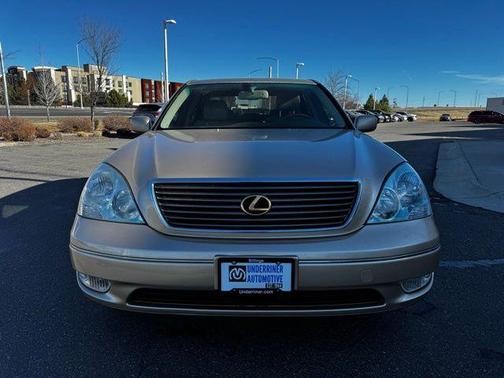 2001 Lexus LS 430 Base