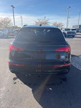 Mythos Black Metallic 2025 Audi Q5 45 S line Premium Plus