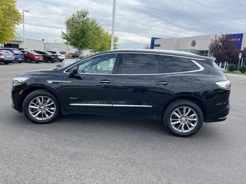 2023 Buick Enclave Avenir AWD