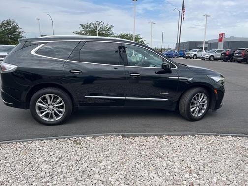 2023 Buick Enclave Avenir AWD